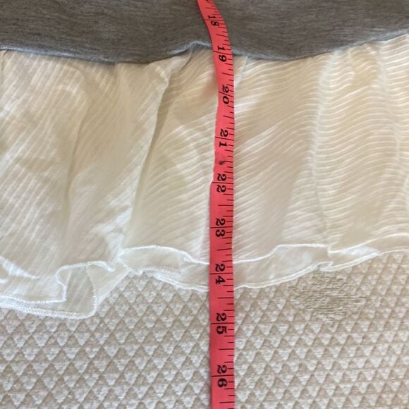 Halogen Mixed Media Bell Sleeve Sweatshirt Light gray size Medium - Picture 8 of 8